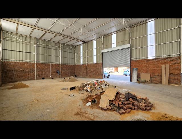 520M² WAREHOUSE TO LET IN SEBENZA